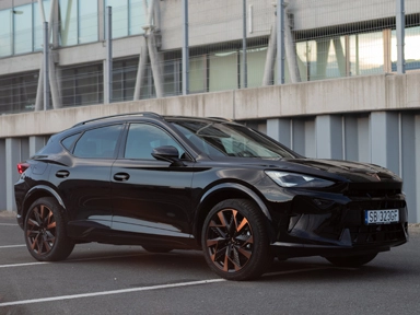 czarna cupra formentor 2024