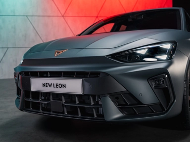 przód samochodu cupra leon