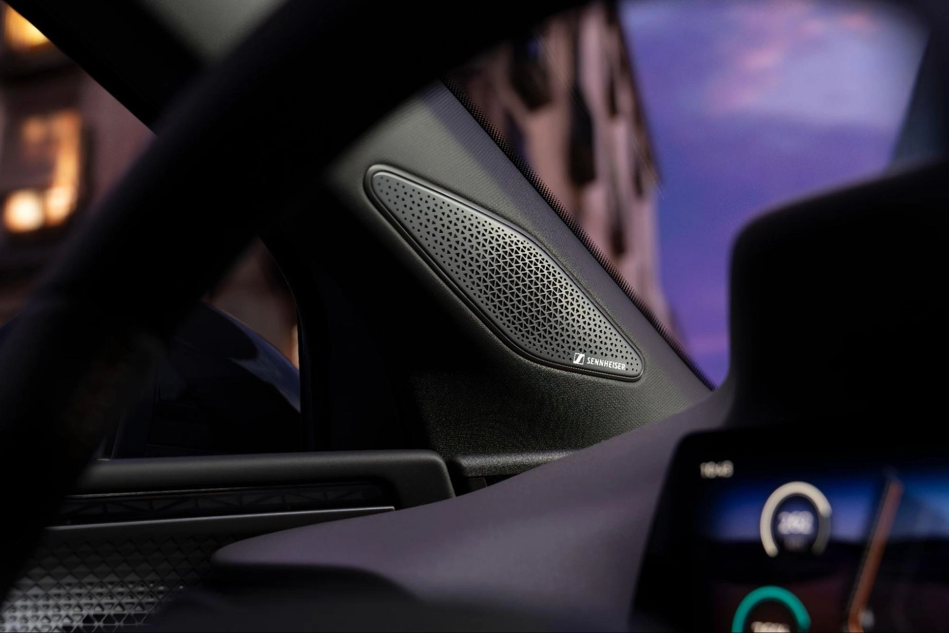 SENNHEISER